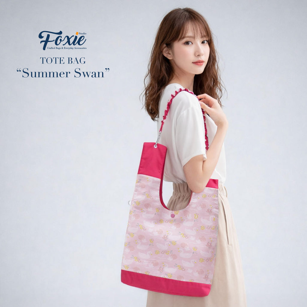 Tote Bags : Summer Swan - Pink