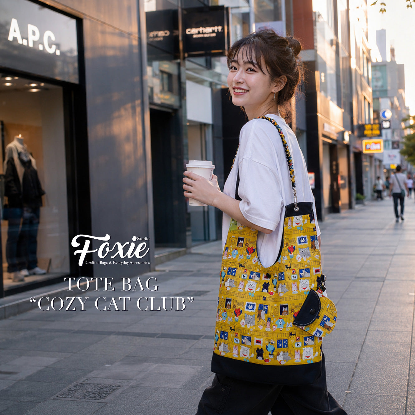 Tote Bags : Cosy Cat Club - Yellow/Silver Glitter