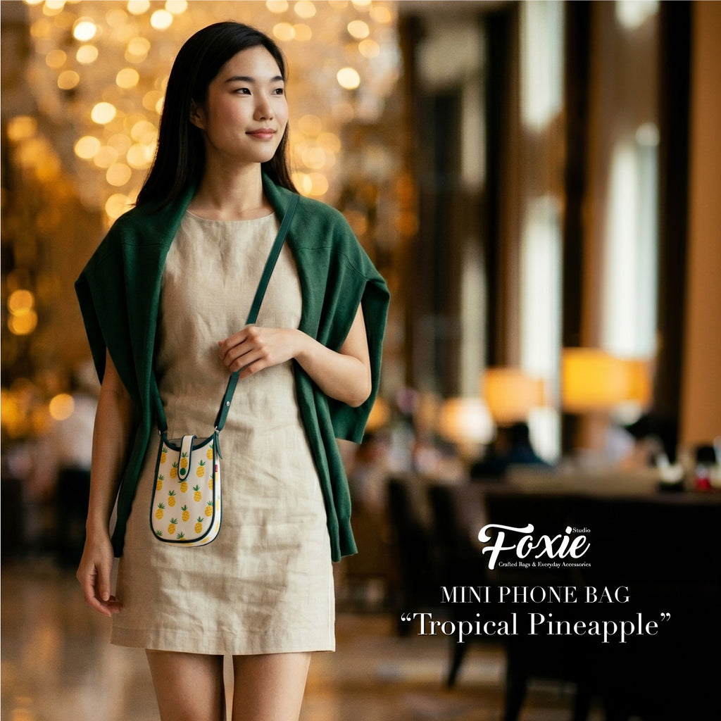 Mini Phone Crossbody Bags : Tropical Pineapple-Green/Yellow