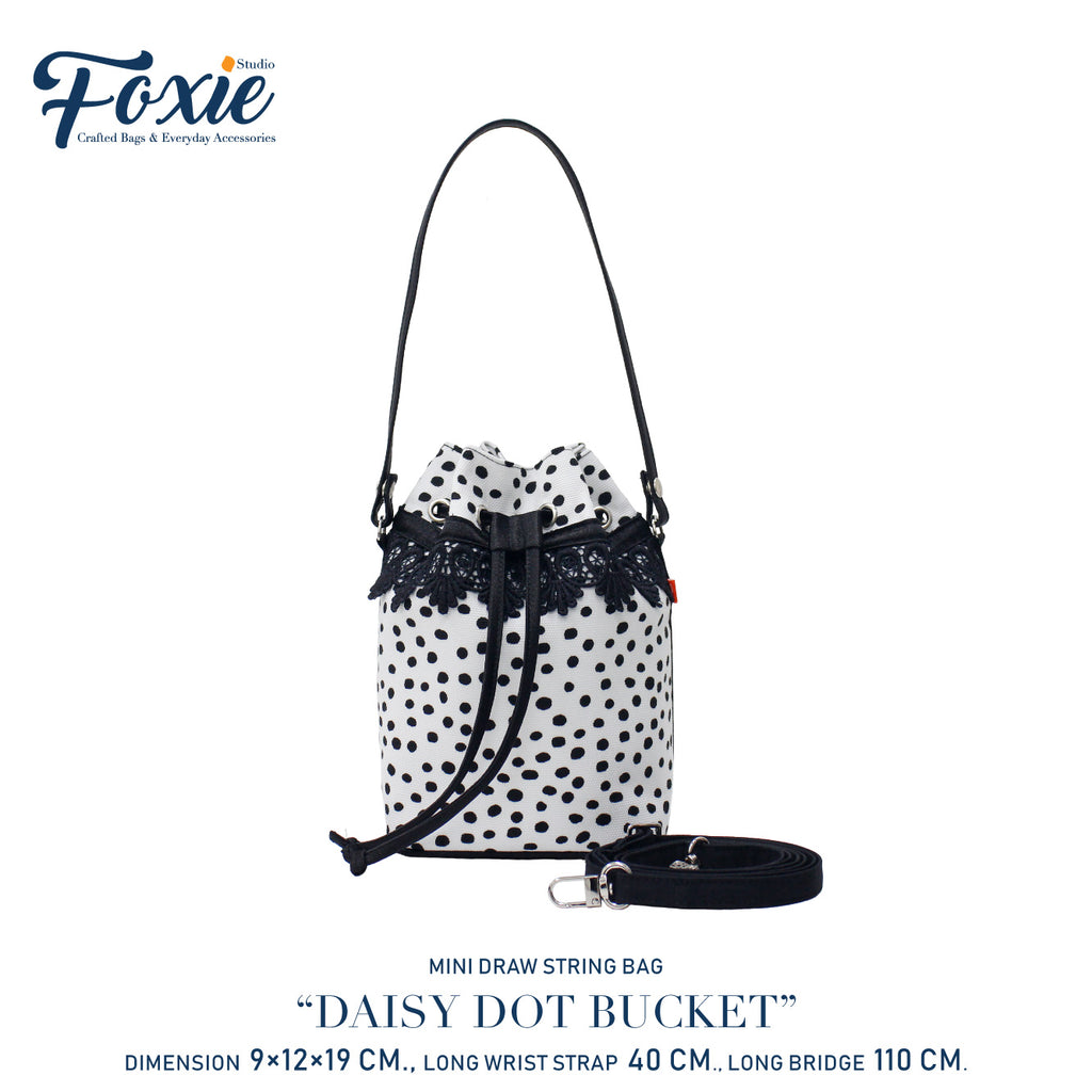 Mini Drawstring Bag : Daisy Polka Dot-Black/White