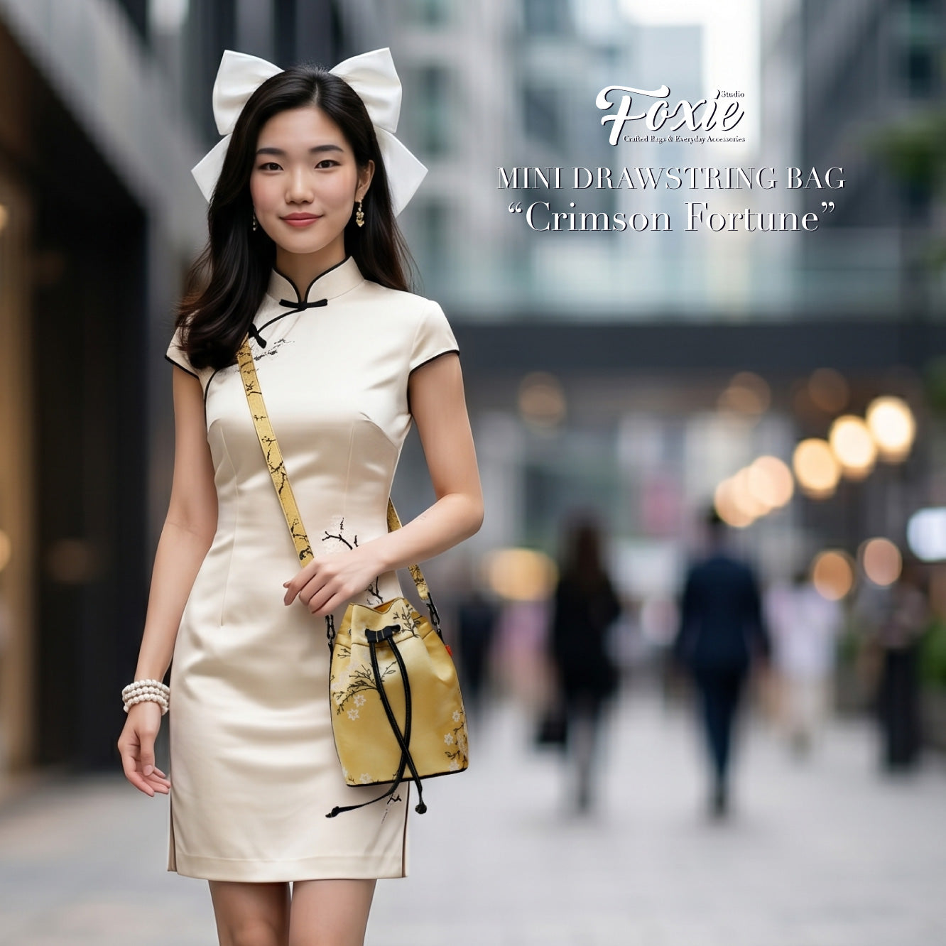 Mini Drawstring Bag : Golden Sakura-Gold/Black